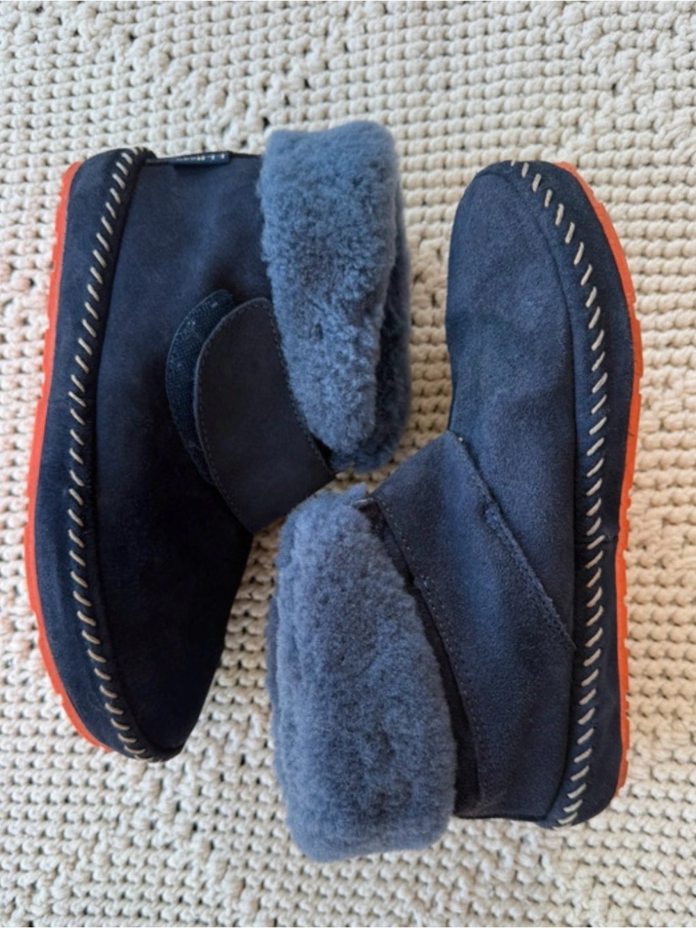 L.L. Bean Wicked Good Real Shearling & Suede Blue Cozy Booties Slippers Sz 6 M